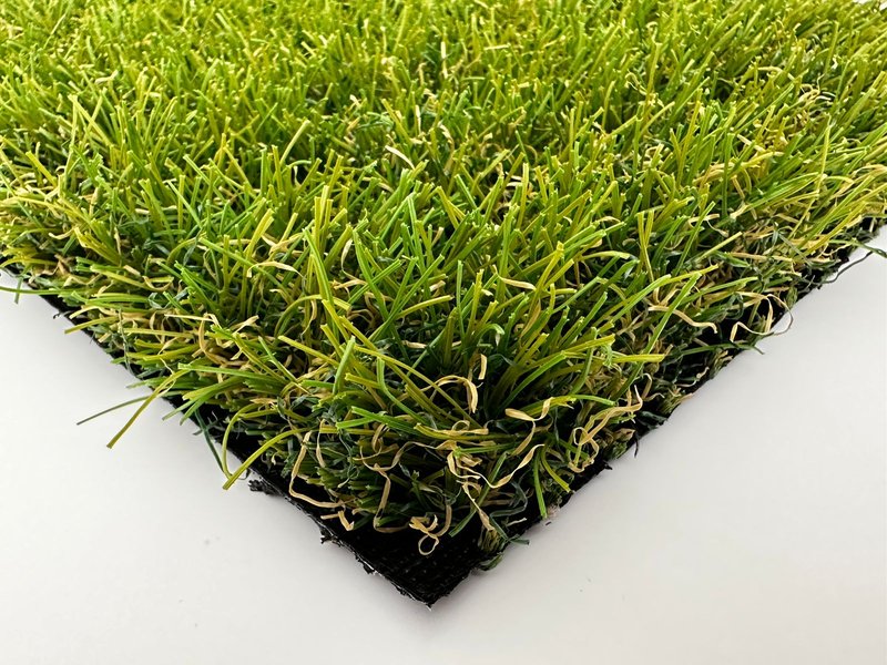 pasto sintético Easy Park 35 mm uso rudo para áreas con mascotas · EasyGarden