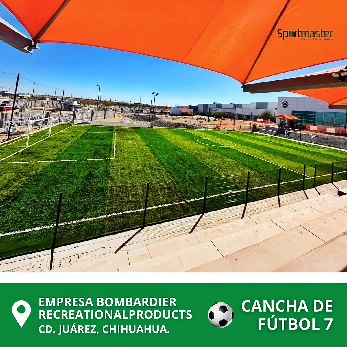 Cancha de fútbol 7 con pasto sintético en Ciudad Juárez, Chihuahua: líneas de juego insertadas en el mismo pasto