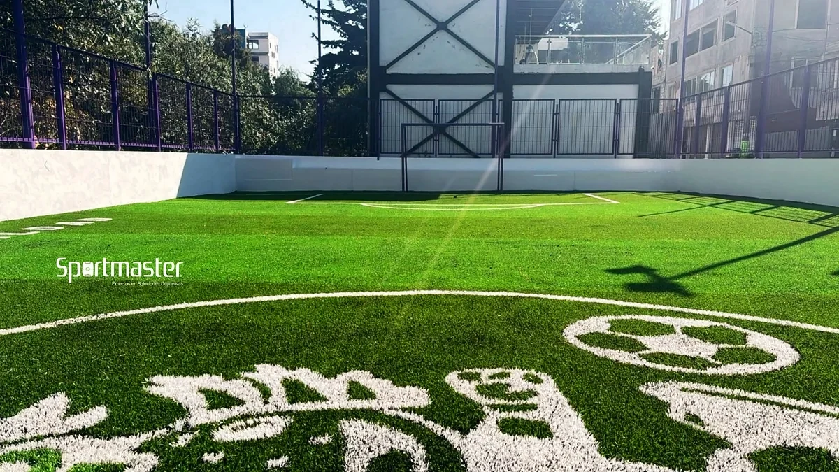 Cancha de fútbol 5 con pasto sintético en Deportivo Miguel Gauna, Álvaro Obregón
