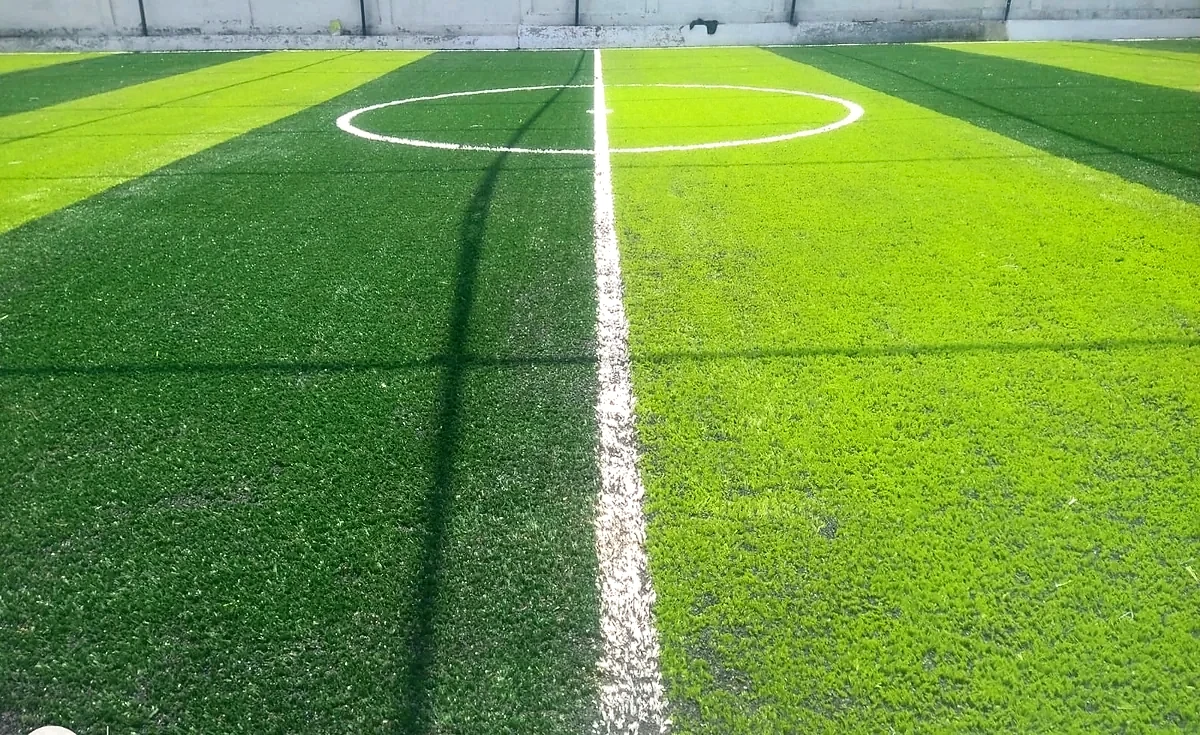 Cancha de fútbol 5 con pasto sintético en Milpa Alta, Ciudad de México