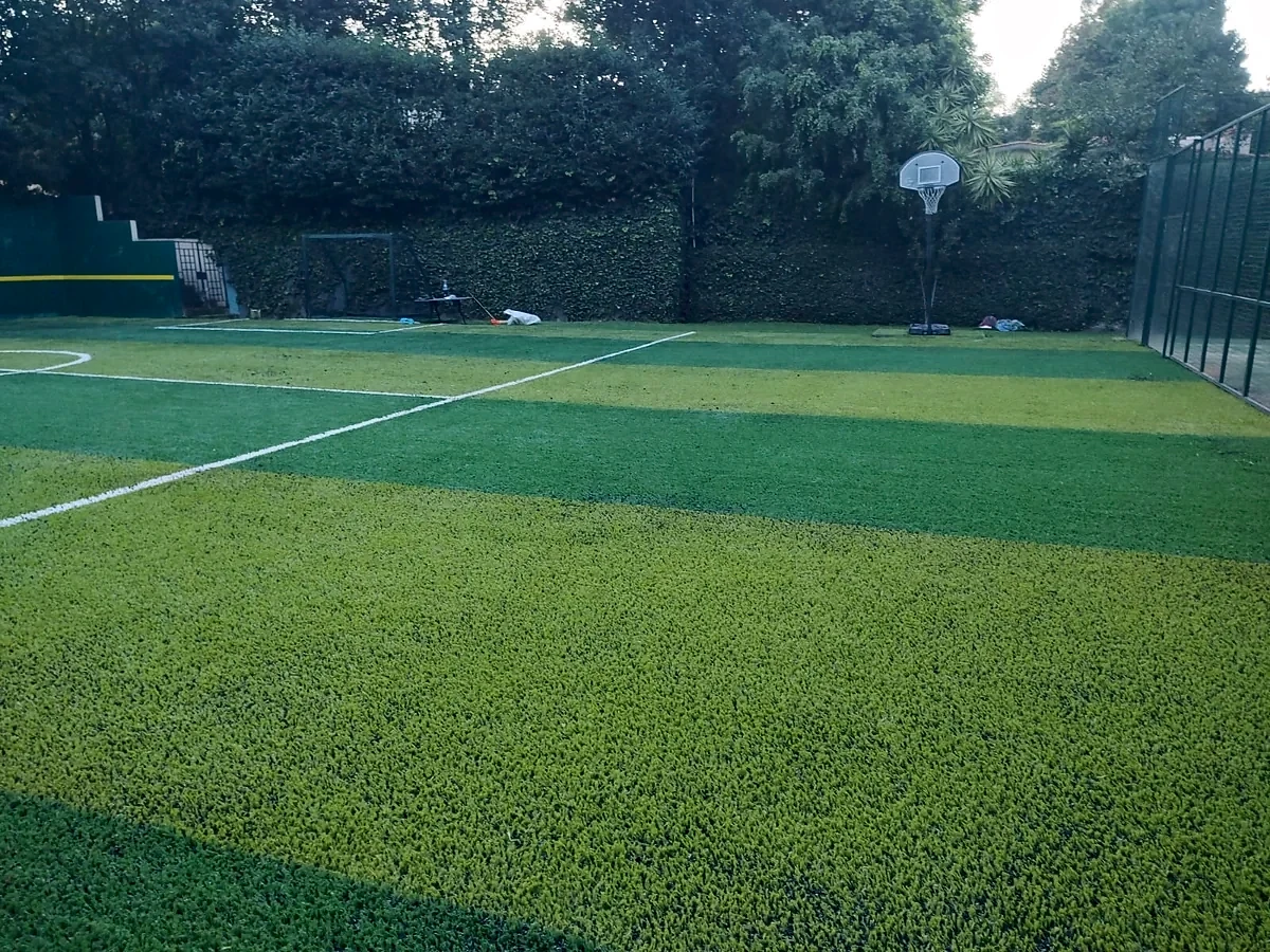 Cancha de fútbol 5 con pasto sintético en Naucalpan, Estado de México
