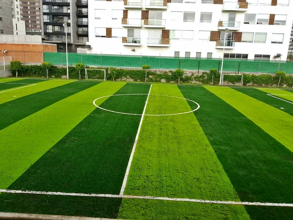 Cancha de fútbol 7 con pasto sintético en Colegio México Nuevo, Cholula