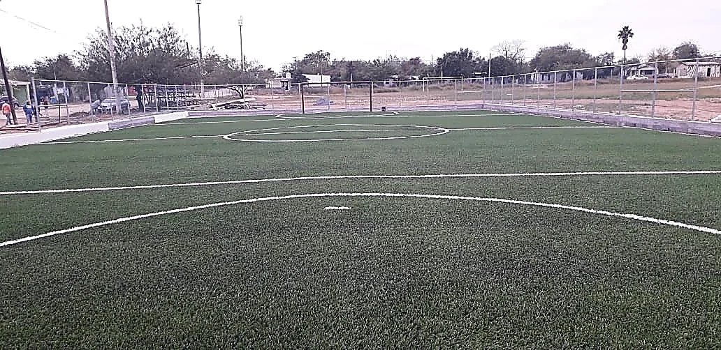 Cancha de fútbol 7 con pasto sintético en San Fernando, Tamaulipas